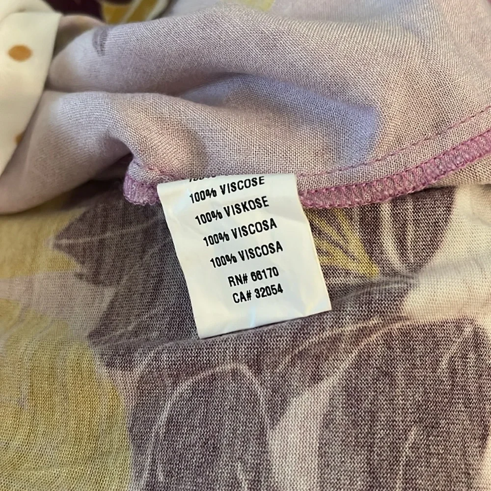 Bl^nk London x Anthropologie Gold Floral V-Neck Top - Picture 6 of 6